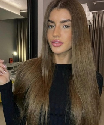 🌟 Стройное тело, изящные формы - я сама идеальная индивидуалка для тебя! 💋
Все твои фантазии и желания станут реальностью в моих нежных руках. ✨ Я специализируюсь на разнообразных эротических услугах, которые позволят тебе испытать неповторимые ощущения. 💦
Я горячая, страстная и открытая к новым экспериментам. Моя миссия - доставить тебе удовольствие, о котором ты даже не мог мечтать. 👠
Отзывы о моей работе говорят сами за себя - мои клиенты остаются полностью удовлетворены и возвращаются ко мне снова и снова. 🌹
Фото, которые ты видишь, полностью соответствуют реальности - ты не разочаруешься, обещаю. 👄
Я живу в Москве и готова встретиться с тобой в уютной обстановке или приехать к тебе. Насладись мной и позволь себе уйти от повседневной рутины. 🌇
Не жди, напиши мне прямо сейчас и погрузись в мир наслаждения вместе со мной! 💫 Алена